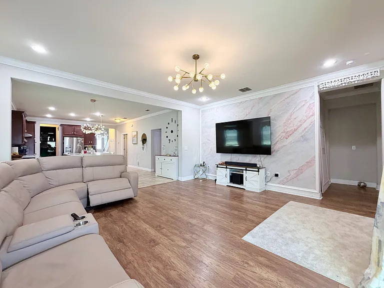 2916 Chantilly Ave — Photo 19