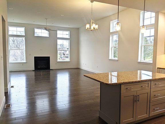 Similar Kendal LR DR-options are depicted