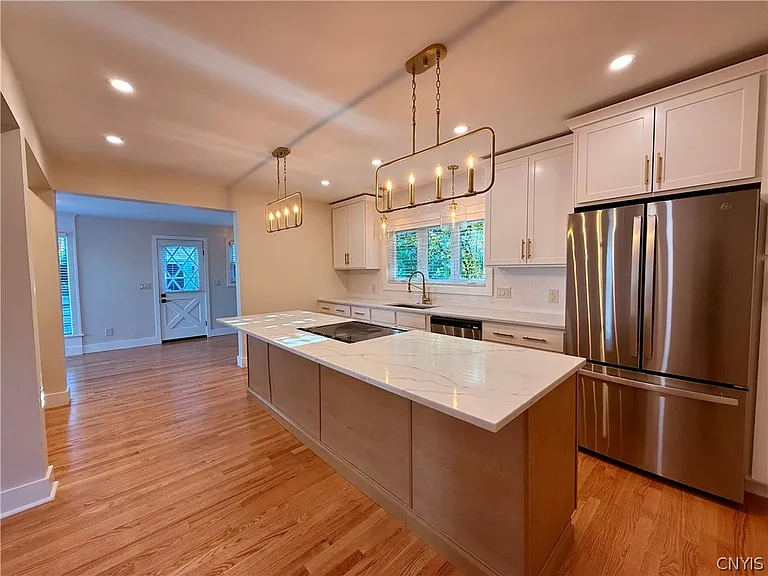 11 Sanger Ave — Photo 22