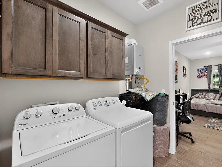 14717 Charles Foster Ave — Photo 39