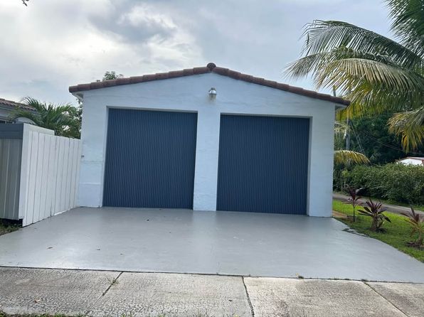 205 NW 130th St