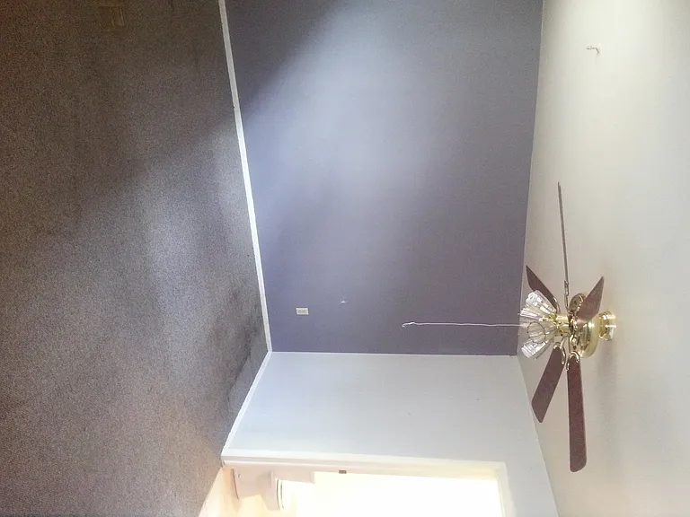 7592 Husky Hwy #900 — Photo 5