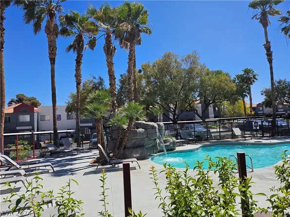8600 W Charleston Blvd APT 1026, Las Vegas, NV 89117