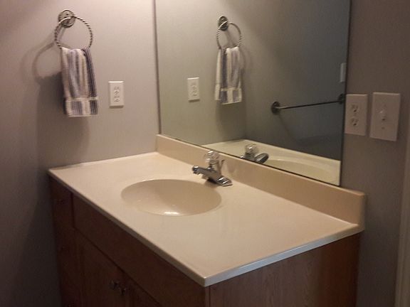 In-law suite bath -1