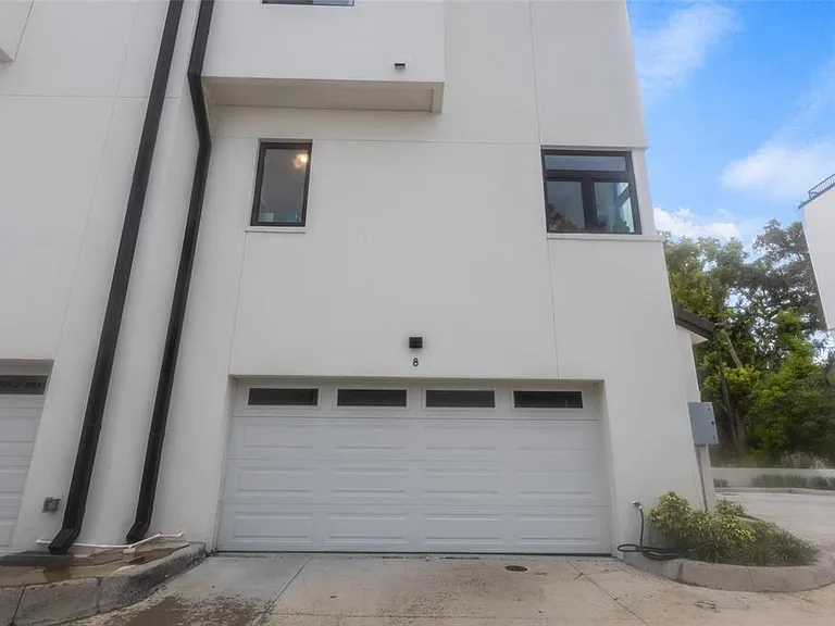 758 Highland Ave #13 — Photo 32