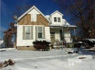 135 W Sycamore St, Elberfeld, IN 47613