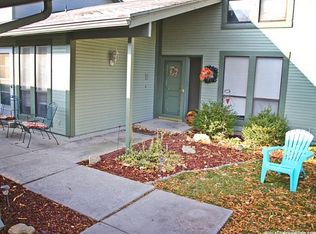 9704 S Skye Dr, South Jordan, UT 84009