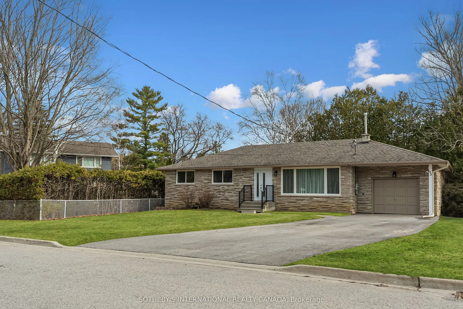 43 Northwood Rd photo 1