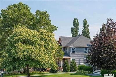 2nd image of 1715 McCann Ln