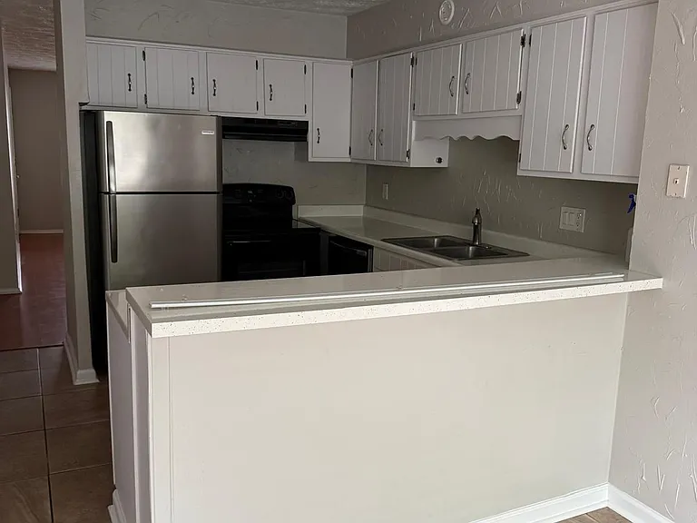 5335 Hansel Ave #C-8 — Photo 18