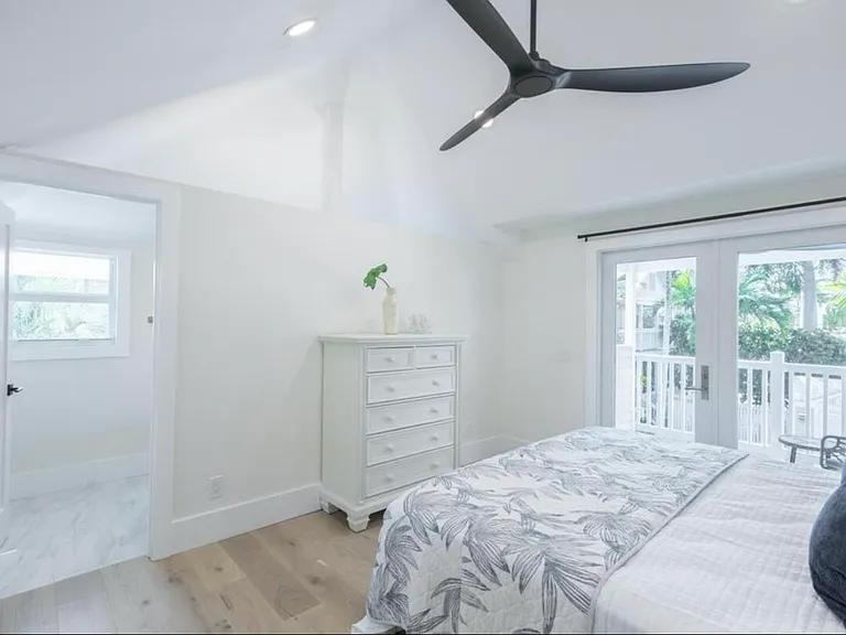 1215 Grinnell St #D — Photo 14