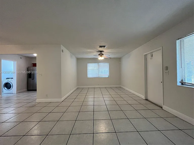 240 NW 48th Ct — Photo 4