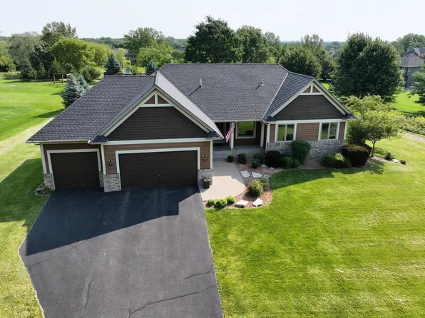 3563 Iris Ave N, Lake Elmo, MN 55042