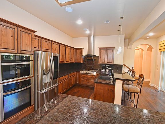 4th image of 3945 San Donato Loop