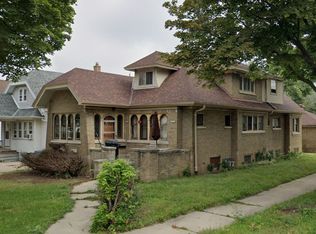 2902 N 57th St #A, Milwaukee, WI 53210