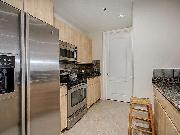 3055e3e2d7c75486d6ff06b834e08961