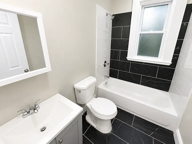 251-253 Schley St #1 — Photo 3