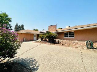 581 Pierce Dr, Clovis, CA