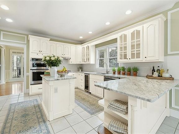 5th image of 68 Old Mountain Rd