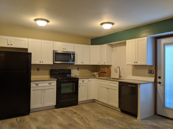 25 Winne Pl APT B
