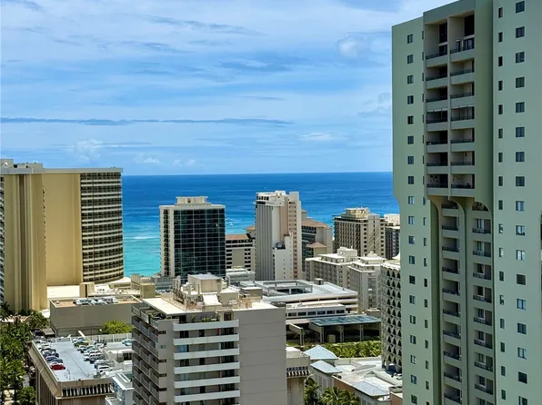 445 Seaside Ave APT 4012, Honolulu, HI 96815