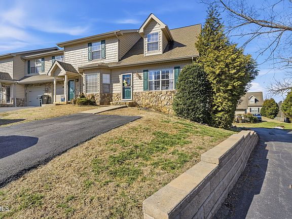 2nd image of 218 Cedar Creek Rd APT 1