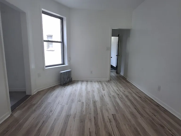 654 Rogers Ave #3F — Photo 1