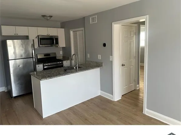 1215 Alabama Ave SE, Washington, DC 20032