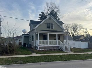 204 W Henry St, Mount Pleasant, IA