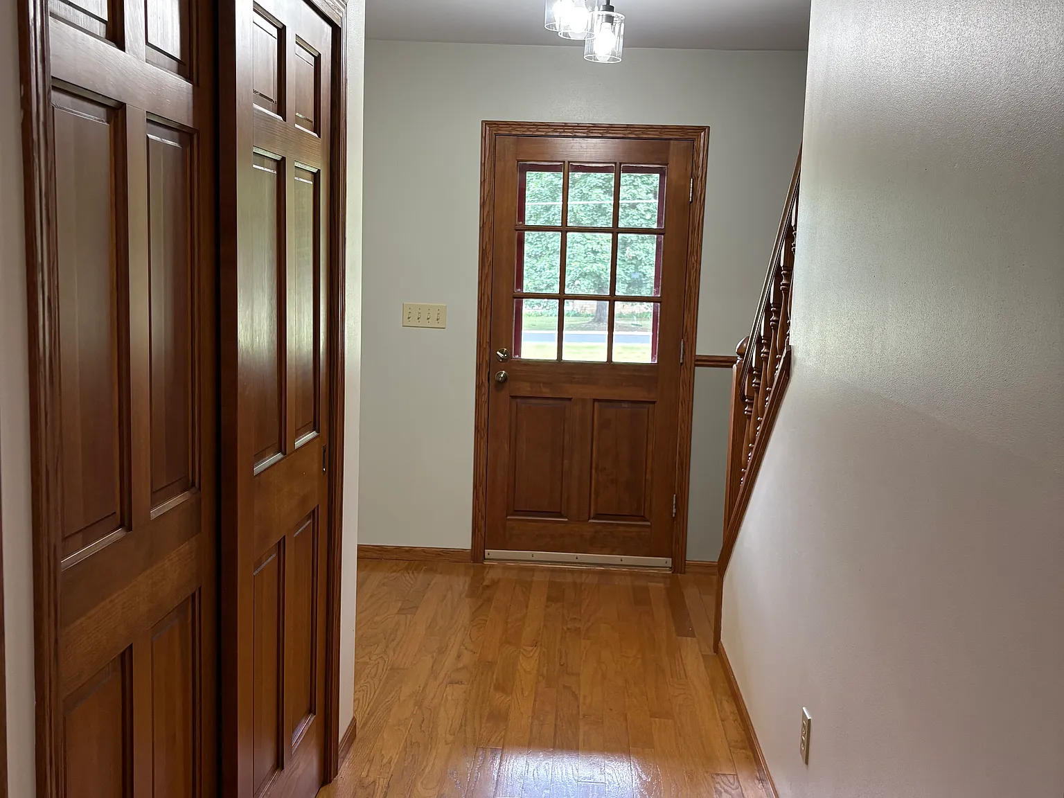 4 bed, 2.5 bath, 3134 sqft, $3,500 — Photo 2