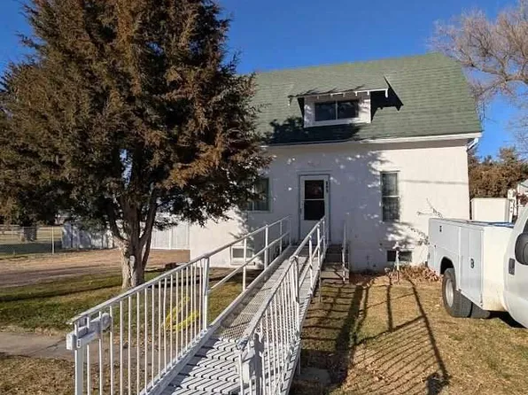 522 State St, Dalton, NE 69131