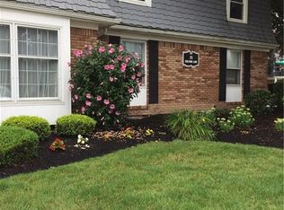 35 Guilford Ln APT 8, Amherst, NY 14221