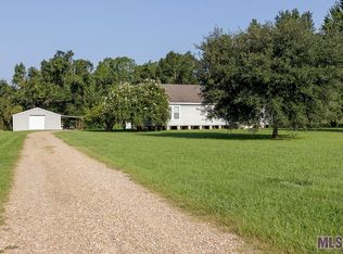 5959 Colesie Ln, Slaughter, LA 70777