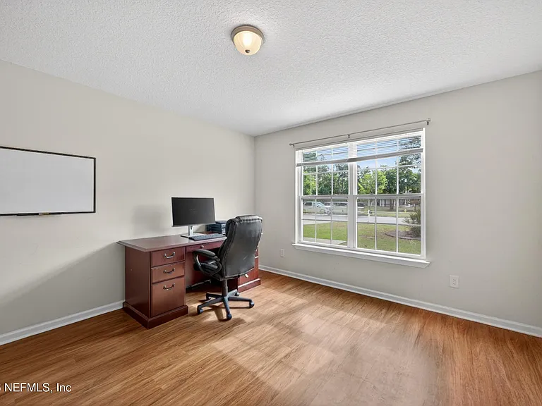 940 State Road 13 N — Photo 31