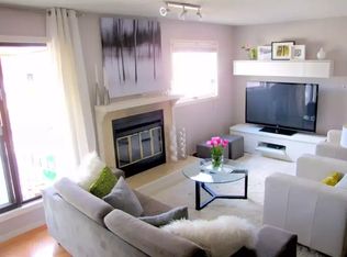 205 Kitson St #1A, Winnipeg, MB R2H0Z4