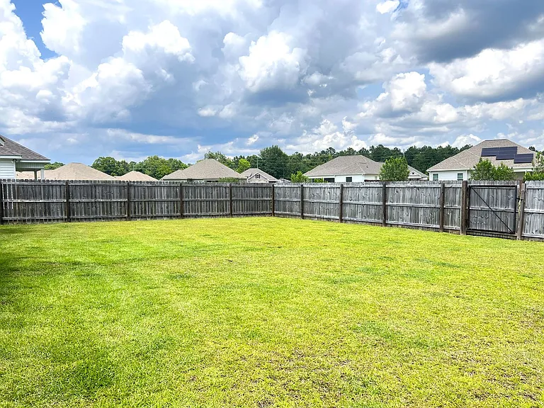 531 Edgarton Way — Photo 33