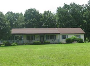 155 Ulery Rd, Acme, PA 15610