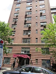 117 East 77th Street in Lenox Hill