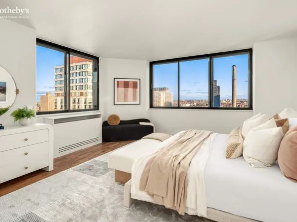 330 East 75th Street image 12 of 19