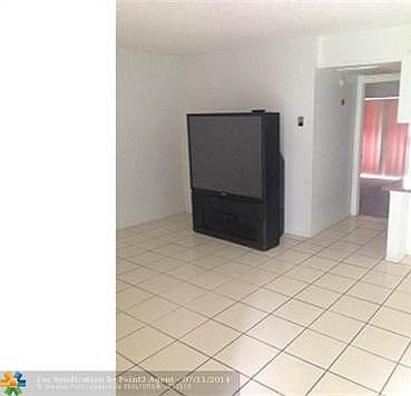 3rd image of 7605 NW 42nd Pl APT 107