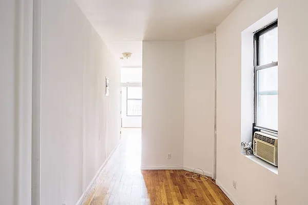 Rented by Sky Management | media 32