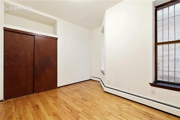 Rented by Compass | media 35