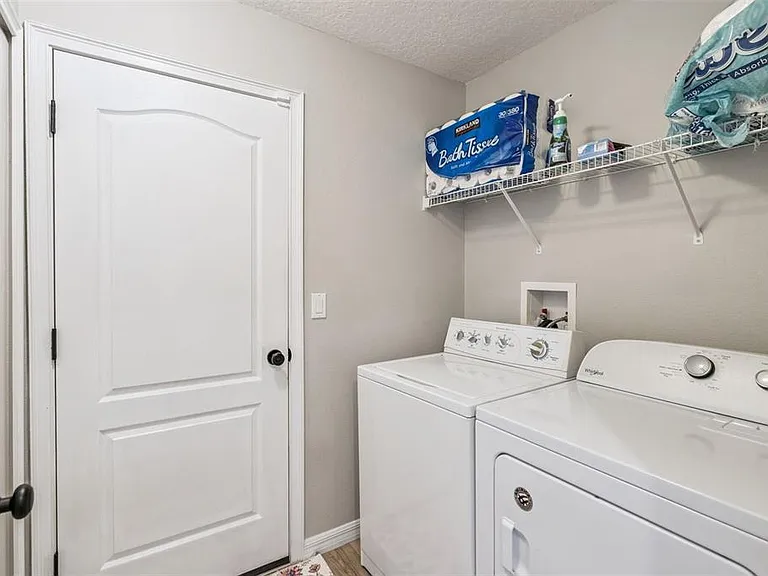 165 Quail Oaks Cir — Photo 17