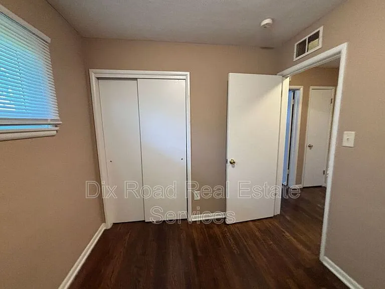 4984 State Route 122 — Photo 22