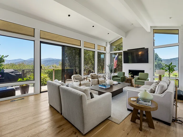 13350 Middle Canyon Rd — Photo 1