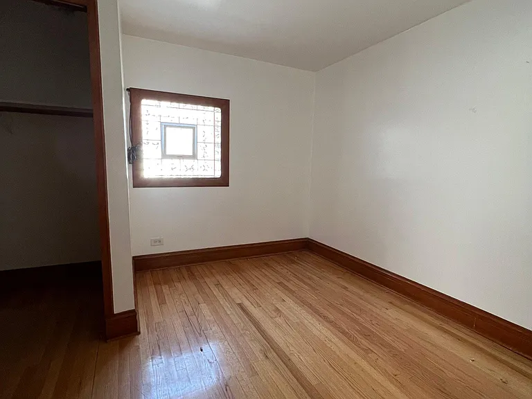 1238 N Maplewood Ave #1R — Photo 7