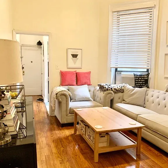 121 E 90th St #1C — Photo 1