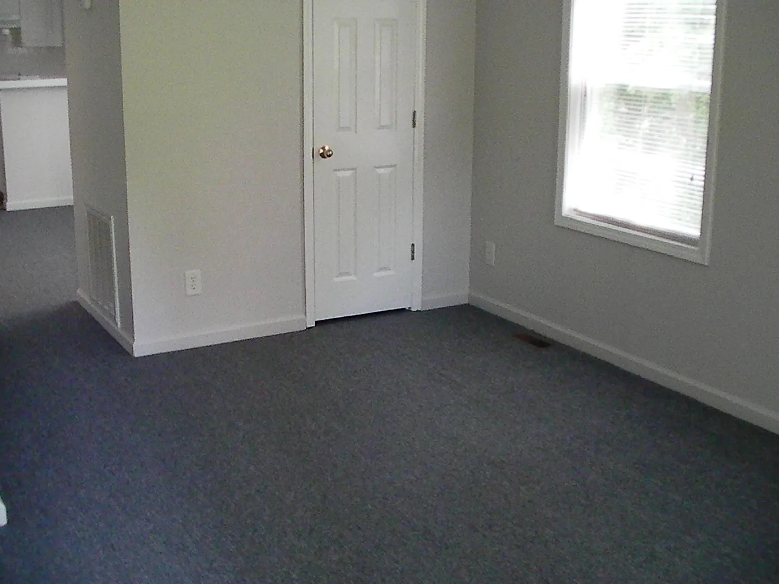 5 bed, 3.5 bath, $4,750 — Photo 3