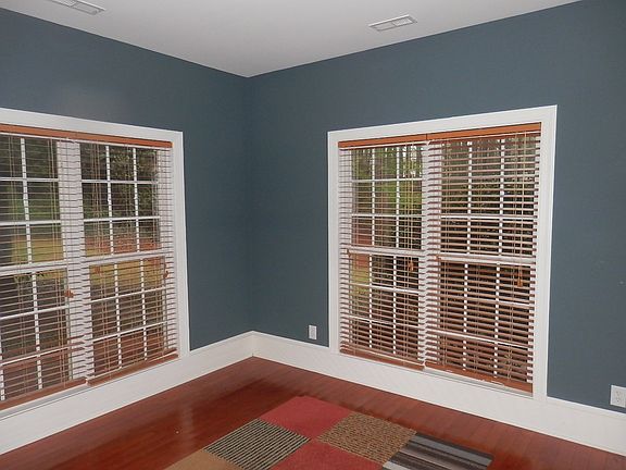 Additional Living Room