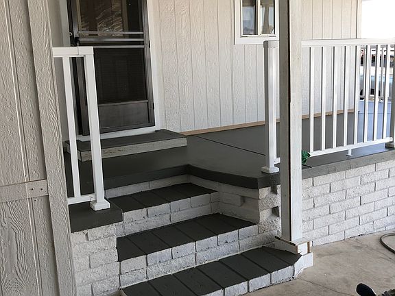 5th image of 888 Swan Dr